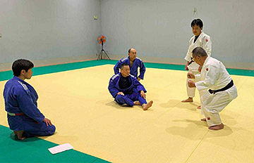 柔道の練習風景